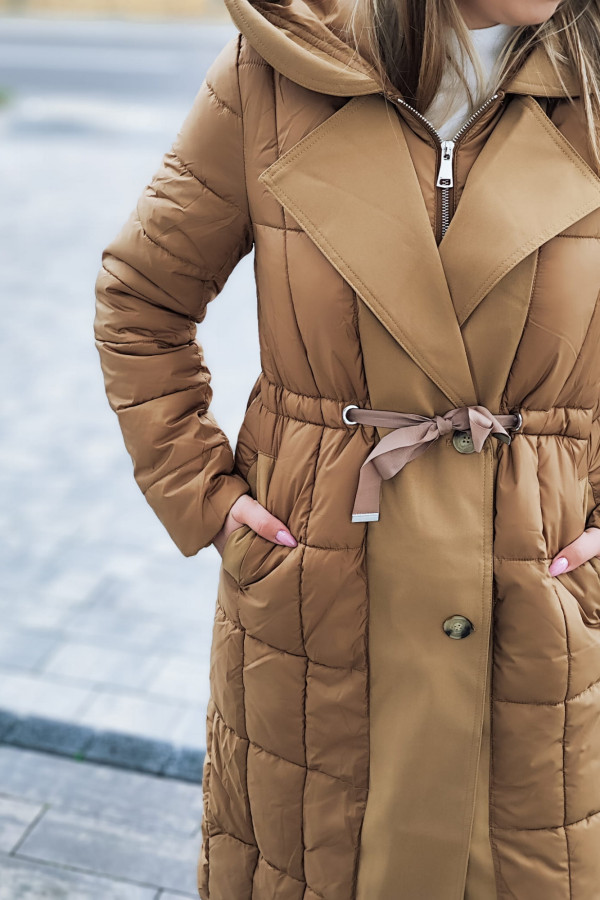 Pikowany beżowy płaszcz zimowy Sana 3