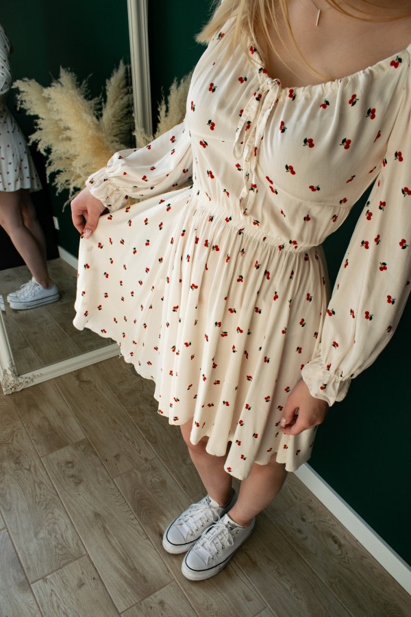 Kremowa sukienka z wiązaniem na dolcie w wisienki Cherry 12