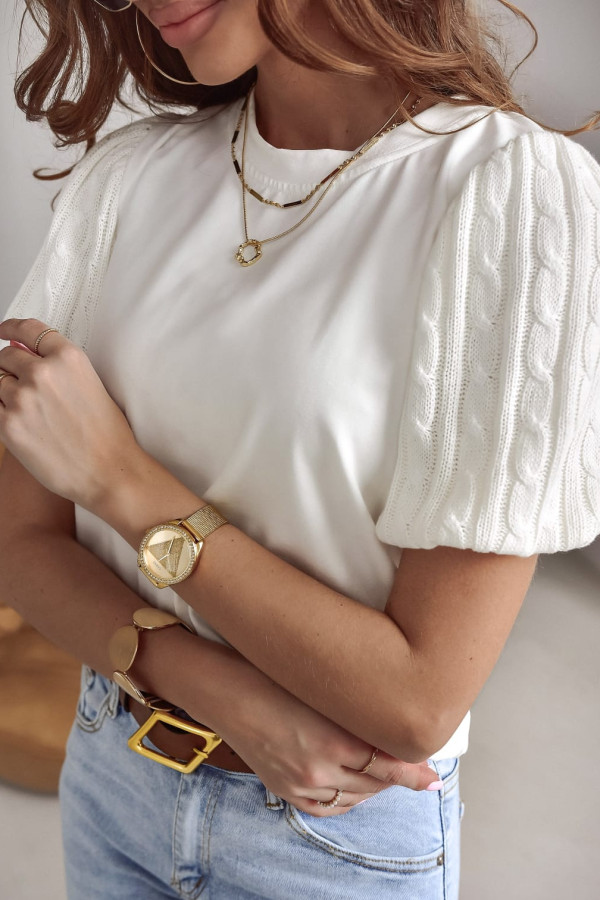 Biała bluzeczka na krótki rękaw z bufiastymi sweterkowymi rękawami Melisa 2
