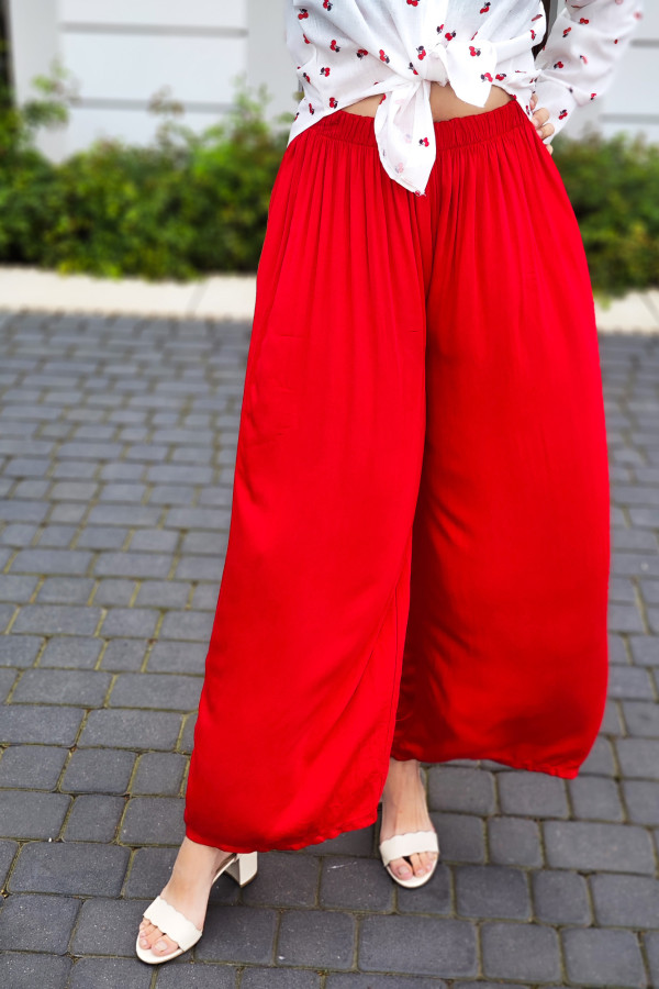 Spodnie czerwone zwiewne wiskozowe z szeroką nogawką Sophia 2