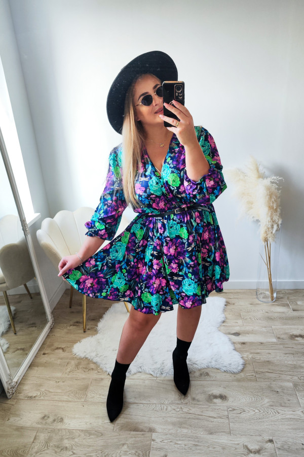 Sukienka krótka plus size w fioletowo-miętowe kwiaty Esme mini 3