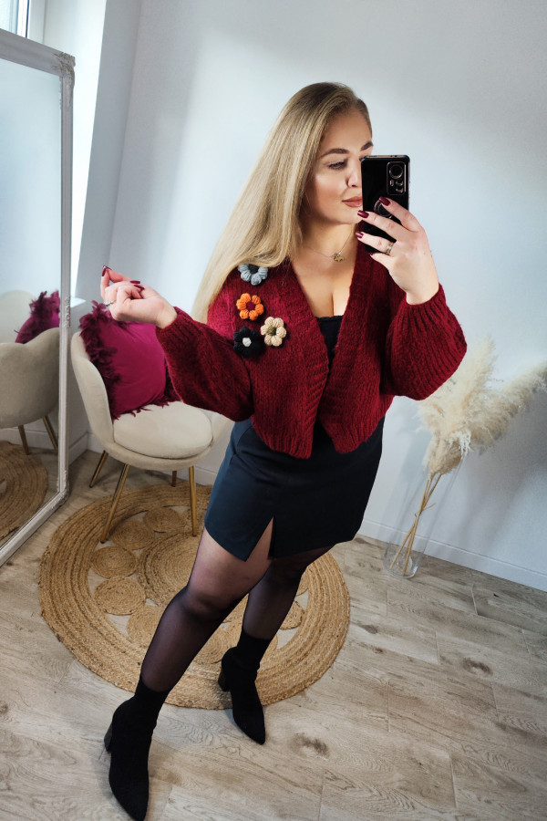 Sweter/narzutka o luźnym kroju z kwiatkami 3D Felice - bordo 3