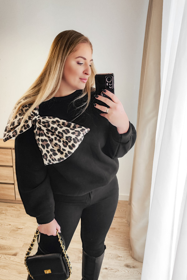 Bluza oversize z panterkową kokardą Panther Bow - czarna 7