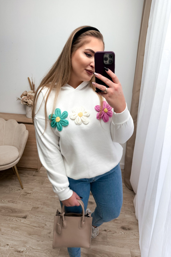 Bluza oversize z kwiatami 3D Beauty Flower - biała 2