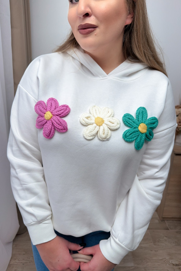 Bluza oversize z kwiatami 3D Beauty Flower - biała 7