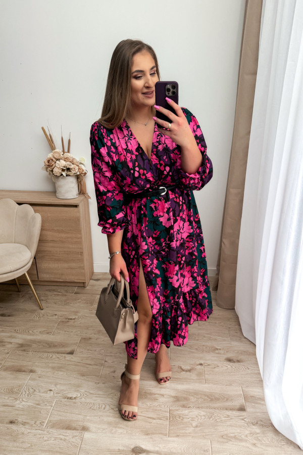 Sukienka czarna w fioletowo-różowe kwiaty z rozcięciem na nogę plus size Brooke 3