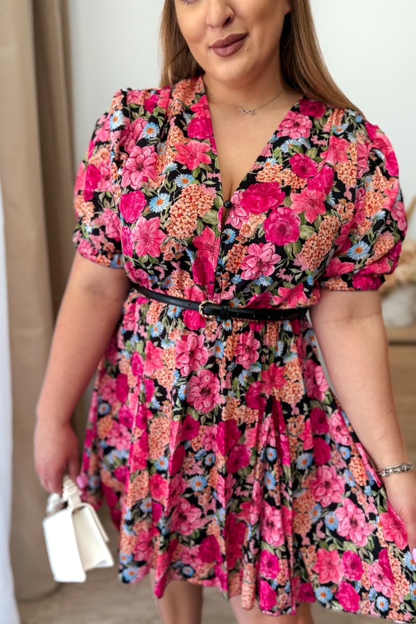 Sukienka krótka plus size czarna w różowo-koralowe kwiatki Fever 1