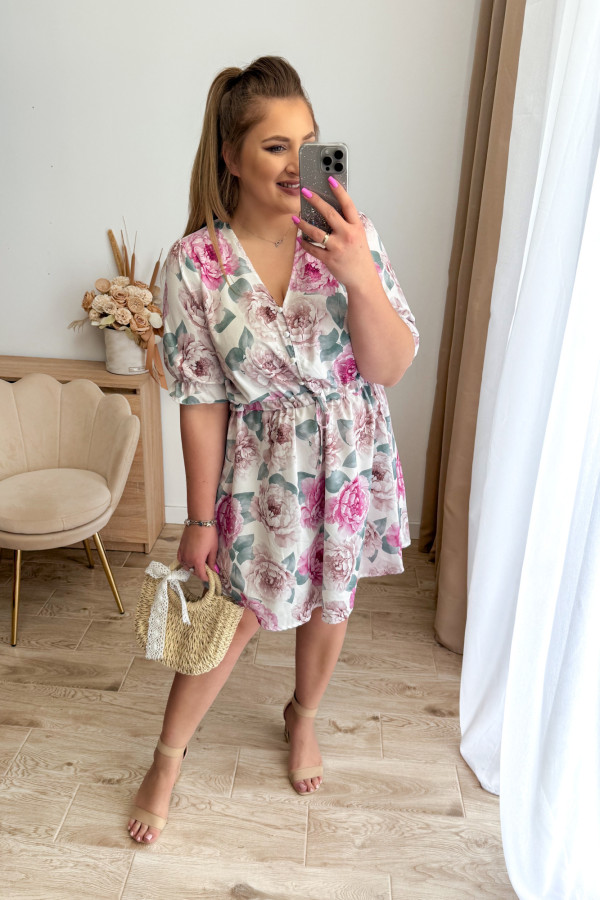 PREORDER Sukienka krótka plus size biała w beżowo-różowe kwiatki Nola (wysyłka 20-21.05.) 5