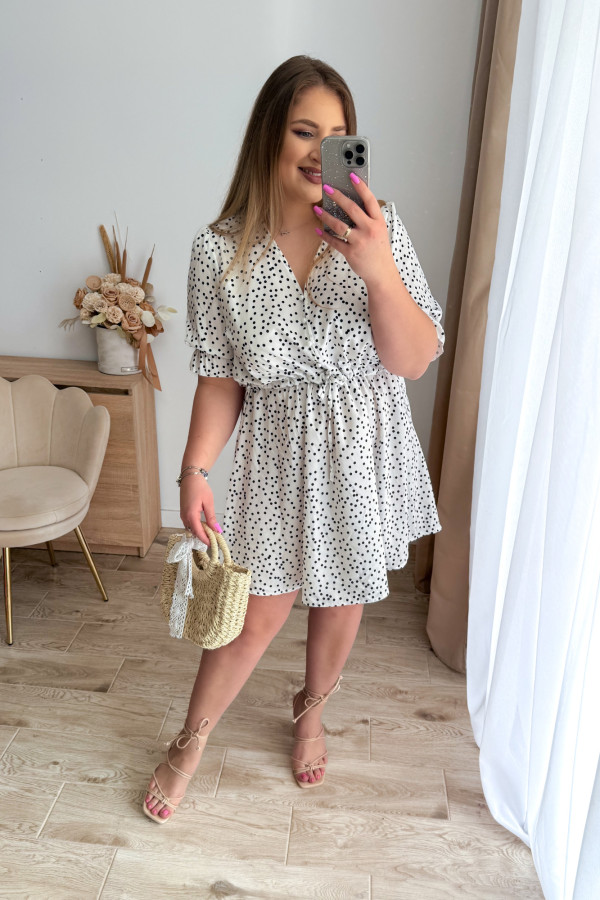 Sukienka krótka plus size biała w kropeczki Nola 5