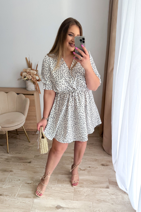 Sukienka krótka plus size biała w kropeczki Nola 7