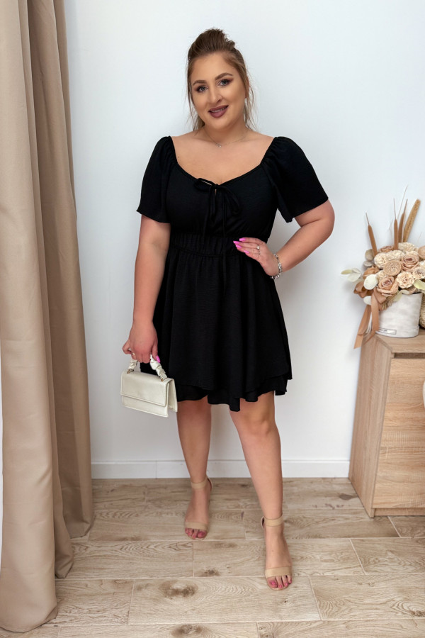 Kombinezon plus size z wiązaniem na dekolcie Lavinia - czarny 11