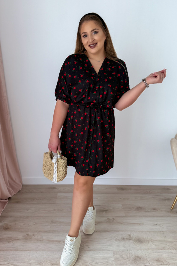 Sukienka krótka plus size czarna w czerwone kwiatki Rosalind