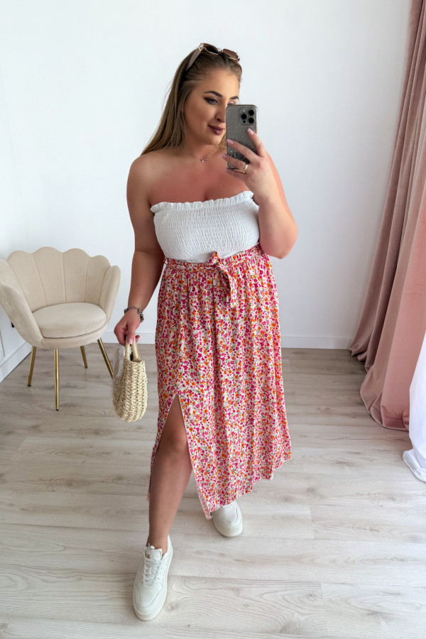 Spódnica z rozcięciem na nodze biała w kwiatki Vivien 3