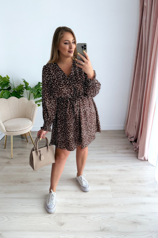 PREORDER Sukienka krótka plus size czekoladowa w plamki Nola (dostawa 11.07.) 10