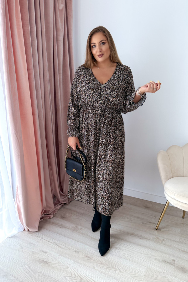 Sukienka plus size wiskozowa midi z dekoltem V czarna w drobne beżowe kwiatki Calina 2