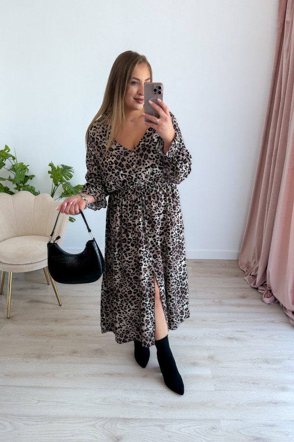 Sukienka plus size wiskozowa midi z dekoltem V fango w czarną panterkę Calina 3