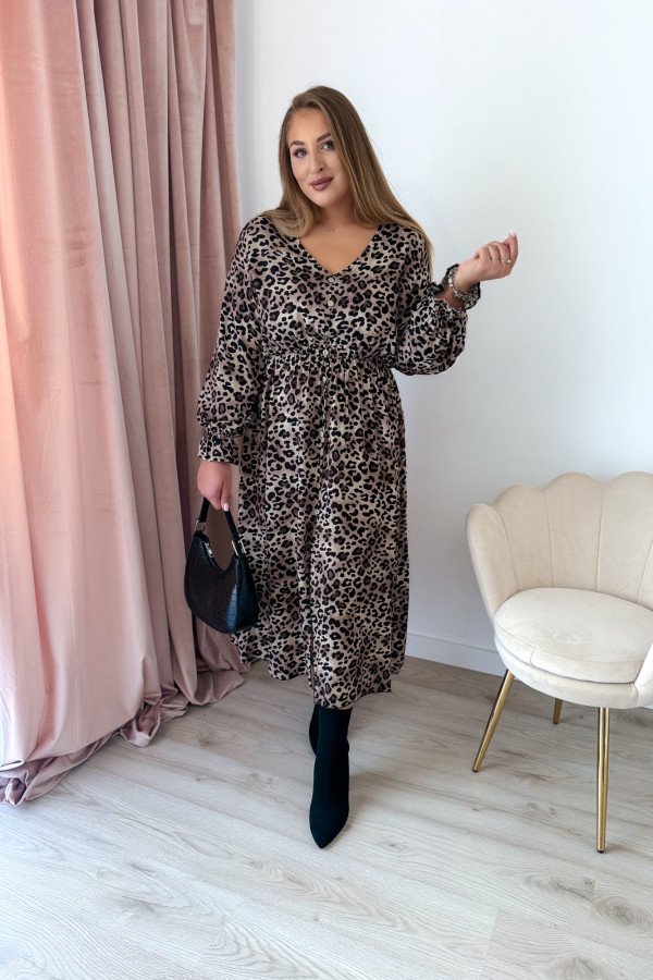 Sukienka plus size wiskozowa midi z dekoltem V fango w czarną panterkę Calina 6