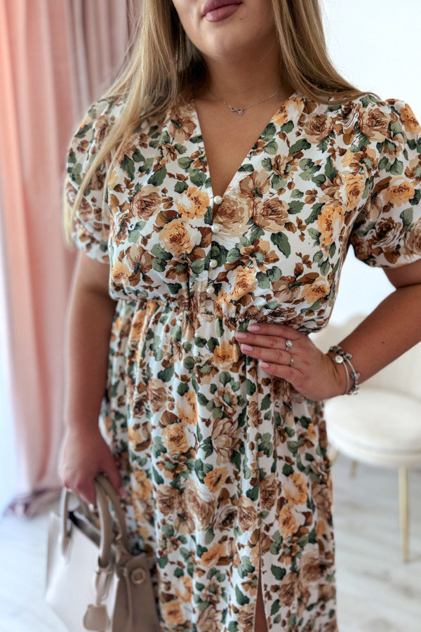 Sukienka midi na krótki rękaw w żółte kwiaty z rozcięciem na nogę plus size Arlette 1