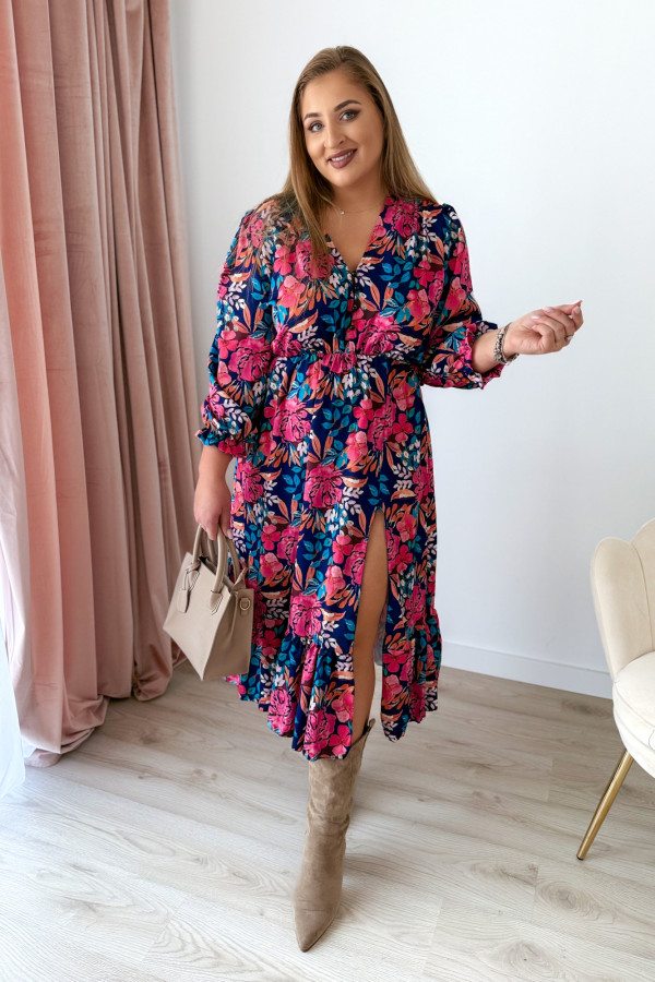 Sukienka midi granatowa w kwiaty z rozcięciem na nogę plus size Jessica 3