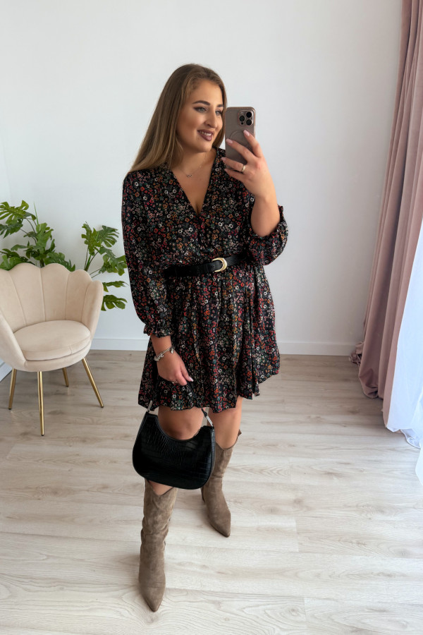 Sukienka krótka plus size czarna w kolorowe kwiatki Tatiana 5