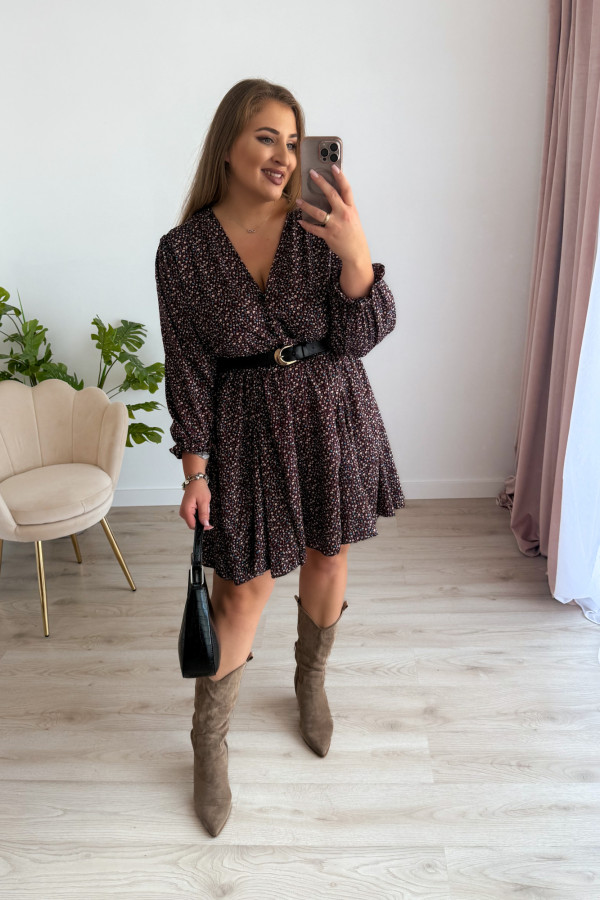Sukienka krótka plus size czekoladowa w biało-niebieskie kwiatki Bijou 6