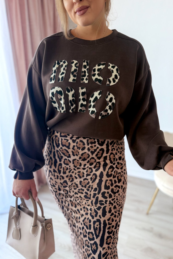 Bluza oversize z panterkowym napisem Mio - czekolada 4