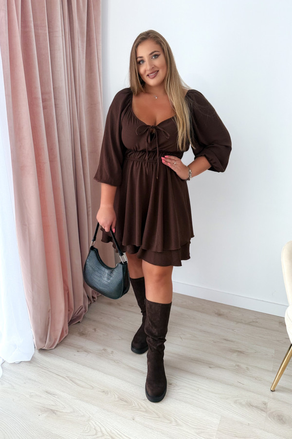 Kombinezon plus size z wiązaniem na dekolcie Lavinia - czekolada 2