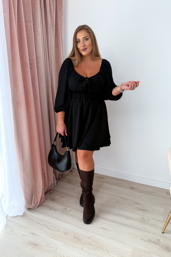 Kombinezon plus size z wiązaniem na dekolcie Lavinia - czarny