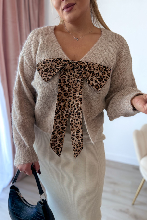 Sweter z panterkową kokardą Wild - beż 13