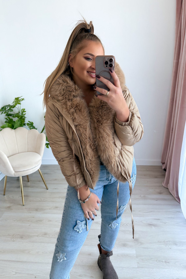 Beżowa kurtka zimowa z sztucznym futerkiem Fluffy 11