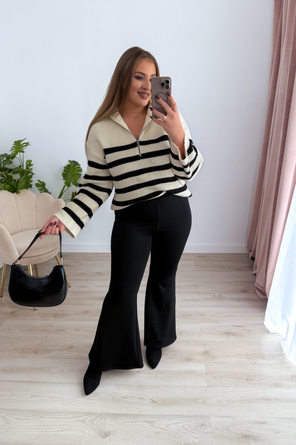 Sweter z zamkiem na dekolcie śmietankowy w paski Aria 8