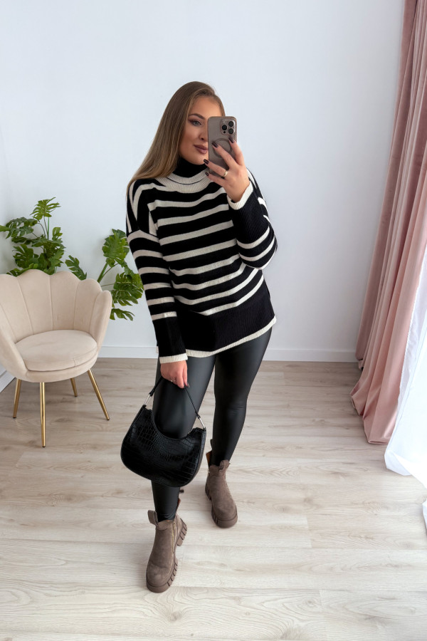 Oversizowy golf w paski Louise - czarny 8
