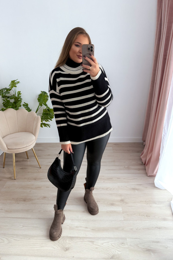 Oversizowy golf w paski Louise - czarny 11