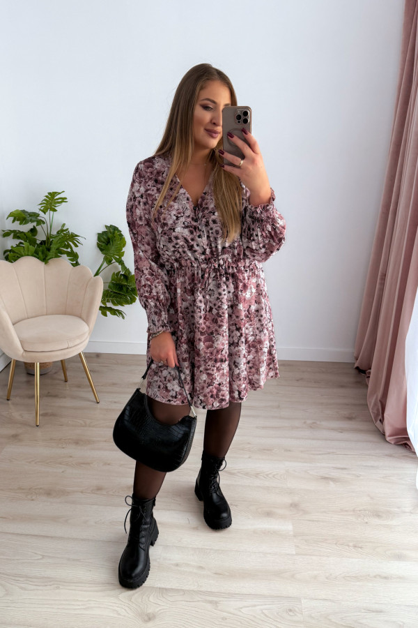 Sukienka krótka plus size kremowa w kwiatki Nola 4