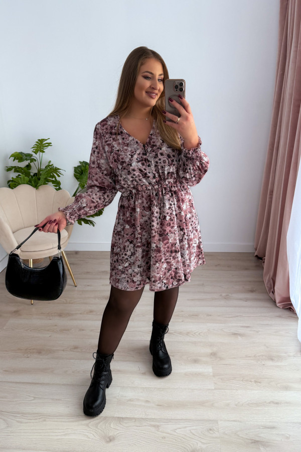 Sukienka krótka plus size kremowa w kwiatki Nola 8