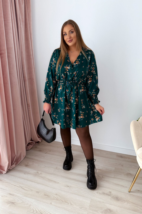 Sukienka krótka plus size butelkowa zieleń w kwiatki Nola 1