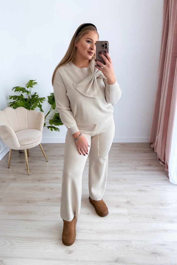Komplet sweterkowy spodnie z szeroką nogawką+bluzka z kokardką Mina - kremowy 3